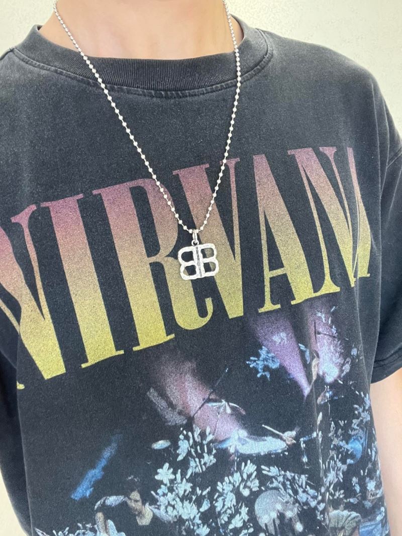 Ba1en*iaga necklaces